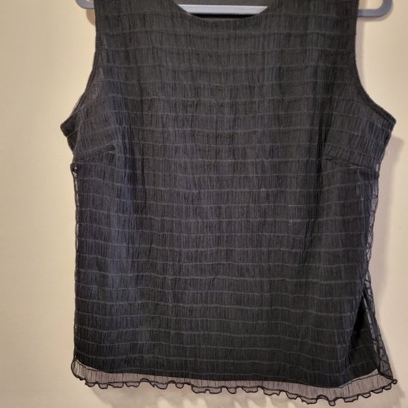 Only nine size 1x black sleeveless top - Picture 2 of 6